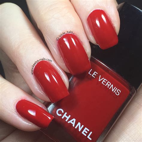 chanel matte red nail polish